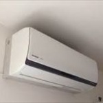 彡(ﾟ)(ﾟ)「あっついなぁ クーラー付けよか」(´・ω・｀)「！」