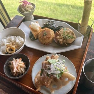 1000円グルメの旅