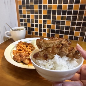 【中崎町】人気ハンバーグ店から進化！肉料理「GRAVY」がオープン