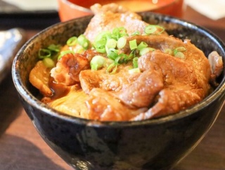 「豚丼」←これが全く流行らなかった理由wwwwwwwwwwwwwwww