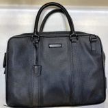 『かばんの修理バーバリーBurberryのビジネスバッグの修理財布修理チャック修理ファスナー修理 靴修理合鍵作製時計の電池交換のお店コープこうべシーア3F プラスワン！』の画像