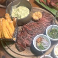 【CALM Bangkok - Grill, Garden & Guinguette】　at　Sukhumvit Soi31　〜お洒落なテラスの一軒家レストラン〜