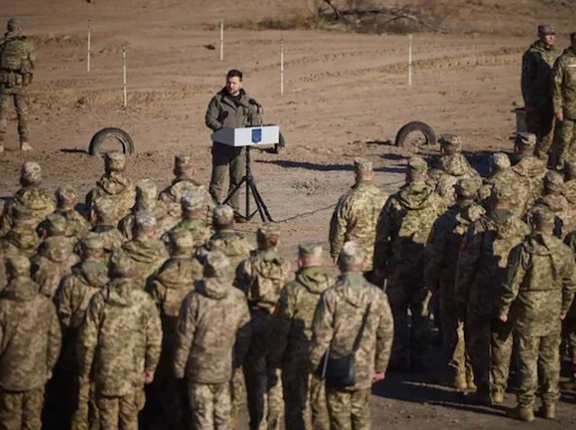 ウクライナ軍、NATO式軍団制指揮構造に移行…1個軍団あたり兵力6～8万人！