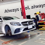 『メルセデスベンツC220dステーションワゴンタイヤ交換を行わせて頂きました!』の画像