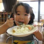 秩父こども園　認めてほめて愛して育てる