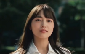 女優の 川口春奈（３１）、サッカー日本代表の板倉滉（２９）と熱愛　「川口さんはオランダまで会いに」