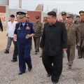 【北朝鮮】金正恩委員長が笑顔を見せた堤防は穴だらけ…施工不良の疑い