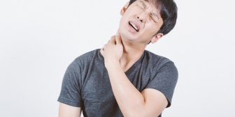 彼の体調が少しでも悪いと話題がそればかりになる。　しんどいならスマホ触ってないで寝ろ！