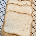 米粉パンがふわふわに焼けると気持ちもふわふわに。そして定番のたまごサンドはニヤけちゃうおいしさ😋