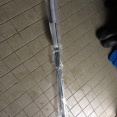 鉄棒 : ブランコ      庭に自作しました。(コロナ対策)