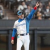 【日本ハム】新庄監督「日本一になりユニホーム脱ごうと」小村社長「負けてよかった」と笑う