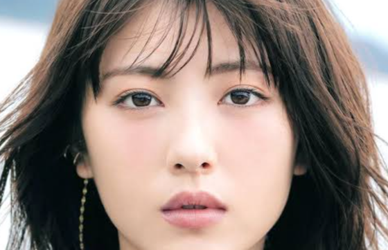 【画像】浜辺美波を抱いた俳優の感想wwwwwwwwwwwwwwwwwwwwwwwwwwwwwwwwww