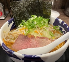 葛西「節骨麺たいぞう」 らーめん＋野菜