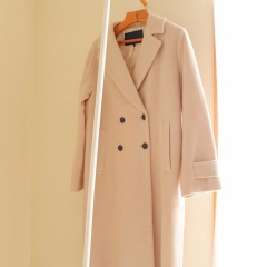 きれいめ冬コートとマフラーの組み合わせ（PR含む）