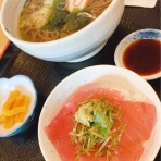 男の昼ごはん