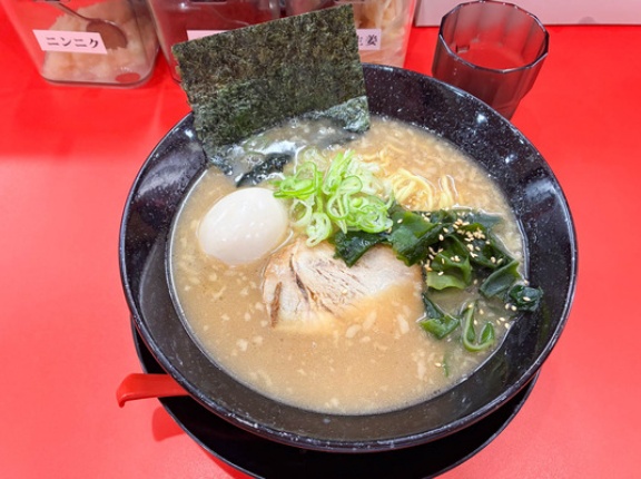 「ラーメンショップ◯化」の『醤油味玉ラーメン』（大和市深見）【やまとぴグルメ】