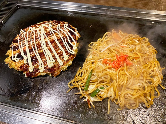 お好み焼きと焼きそばの粉ものセットじゃい!函館市田家町「お好み焼 道とん掘 函館店」
