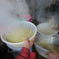 明るい農村　味噌造り