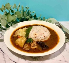 【セブン新作】Suage監修「チキンと野菜のスープカレー」実食レビュー｜北海道フェア第2弾の本格派スープが絶品