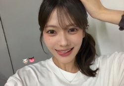 【速報】乃木坂5期生、すぐベロを「こう」やってシてしまうwwwwww