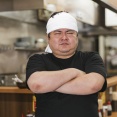 【悲報】ラーメン屋さん、公式アカウントで他の飲食店を名指しでブチギレ批判　→　相手の飲食店を休業に追い込んでしまう…