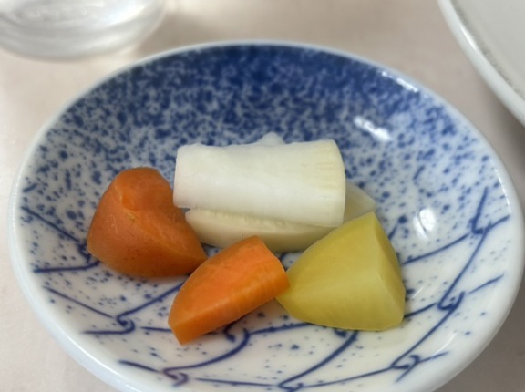 【ぬまつークイズ】どこのお店のお新香でしょーか？ヒント：カツ