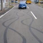 【動画】蛇行運転＆クラクション鬼連打で前の車を煽りまくるDQN車が撮影され話題にｗこれは酷いｗ