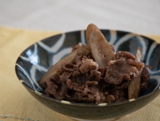 【乳和食】調味料これだけ？減塩でも満足な肉ごぼう炒め（PR）