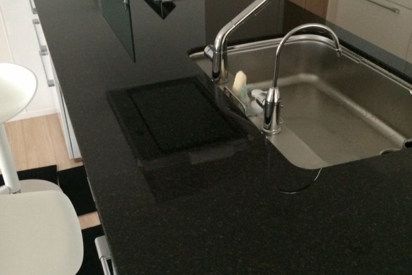 I Love House 御影石