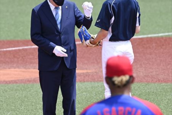 五輪 野球 復活 するも盛り上がらない実情とバッハ会長会長を始球式に呼んだ狙い E ネ スポーツ撞