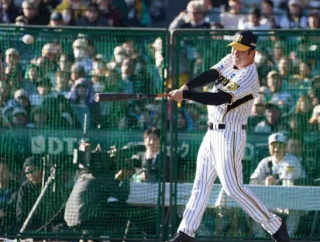 阪神　ファン感謝デーのエキシビションマッチで高寺がまさかの満塁弾被弾　レジェンドチームに逆転許す