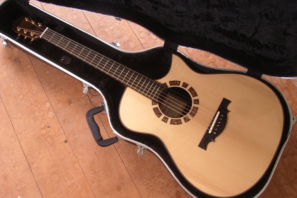 TORU FUJII GUITARS 製作日記