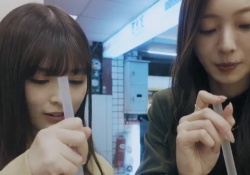 【朗報】梅澤美波と小川彩の逃避行wwwwwwwwww