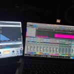 スタジオはないけどCREW STUDIOクルースタジオです。