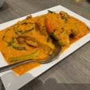 タイ Somboon Seafood プーパッポンカリー（蟹のカレー炒め）」の発祥の店