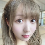 『[イコラブ] 大谷映美里「最近、会った人に褒められるメイク…やっぱり淡いピンクがかわいいよね」』の画像