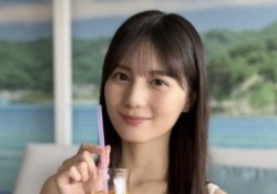「BUBKA」7月号で小坂菜緒がノースリーブwwwwwwwww
