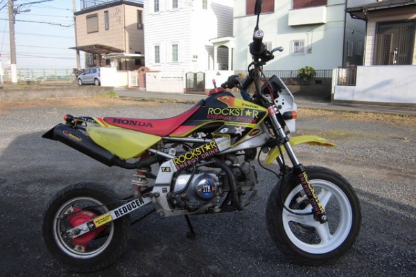 青空の下２ モンキーｒモタード