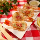 『柚子こしょうレモンマヨネーズソースでいただく殻つきえびのオーブン焼き カリカリベーコンのせ　-Recipe No.1507-　【Japanese】』の画像