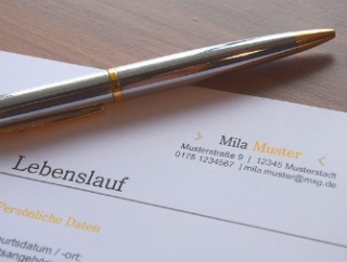 2年前に辞めた会社の社員が、訪ねてきた。社員「私さんですか？パソコンのパスワード教えて下さい」私「は！？」社員「社長命令なんです！」→結果…