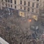 【動画】フランス・パリのデモの様子がマジでヤバイ！！ 公共施設は全停止