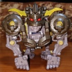 『タカラトミーゾイド シナジネックス モンハンコラボのナックルコング 斉天の組立と紹介(動画有り)』の画像