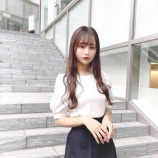 『[ノイミー] 尾木波菜「うしろ姿も可愛いトップス…」』の画像