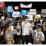 解散が決まったSEALDsのメンバー「働き口をください。助けてください」