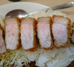 ■小川町の「いっぺこっぺ」で、デカ盛りカツカレー！