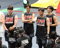 【朗報】村上がサトテルを挑発！！「佐藤のアレをアレしてアレしたい」