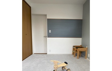 『娘世帯の主寝室＆子供部屋*クラッシックインテリア三世代』の画像