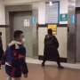 【動画】中国北京で肛門検査を実施 → それを受けた子供達がまともに歩けなくなってしまう…