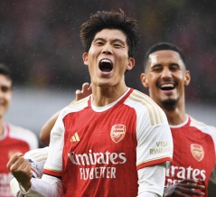 「トミヤスは今なにしてるんだ？」DFに負傷者続出のアーセナル、冨安の復帰待望の声が上がる