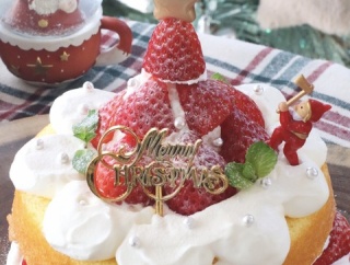 世界一カンタンなケーキ🍰１台８００円で作れる豪華見えクリスマスケーキ🧑‍🎄